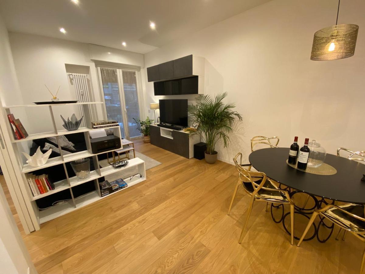 Luxury Modern Apartment Milaan Buitenkant foto