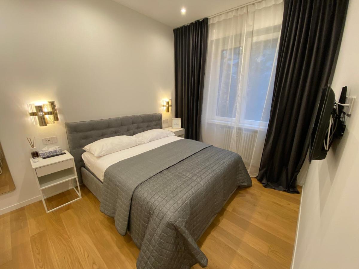Luxury Modern Apartment Milaan Buitenkant foto