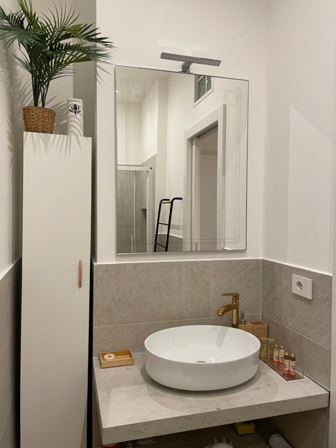 Luxury Modern Apartment Milaan Buitenkant foto